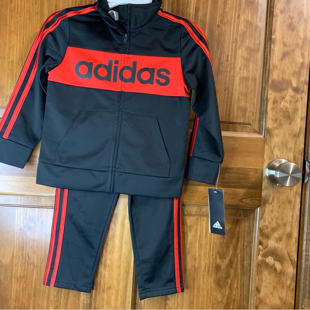 NWT Boys size 4 Adidas jacket and sweats 2 piece set red/black